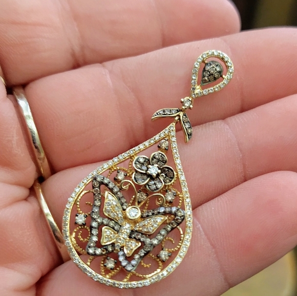14k Yellow gold Diamond butterfly teardrop pendant - Picture 2 of 14